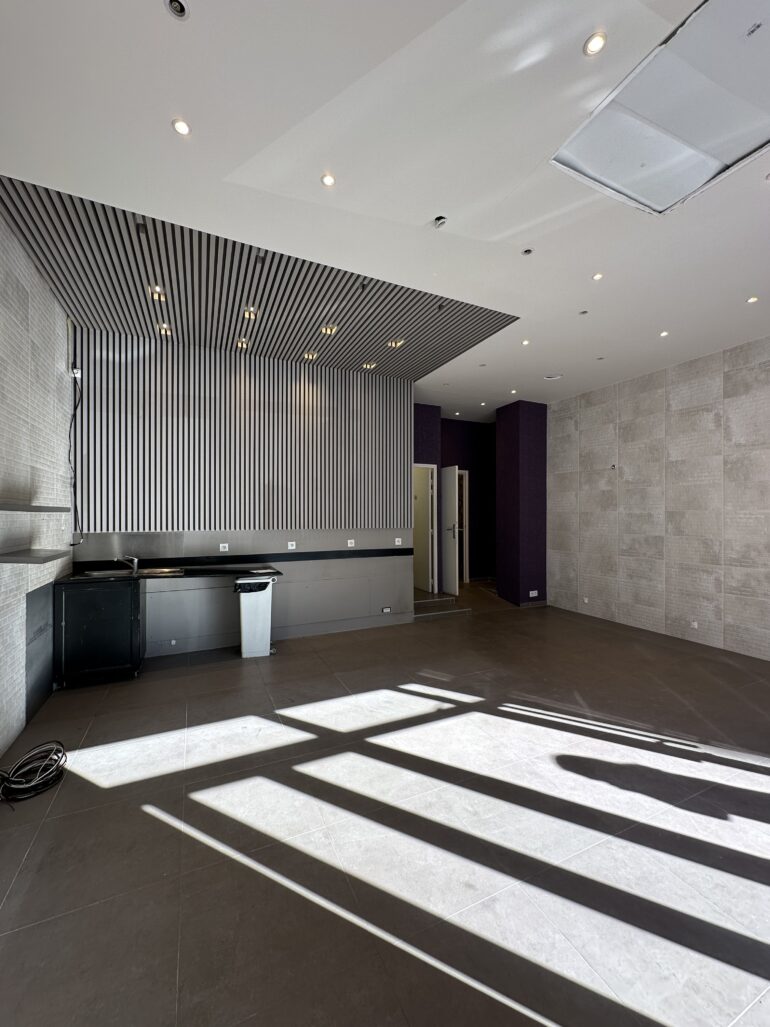 Location d’un local commercial rue Poussin à Paris 16ème (44 M2)