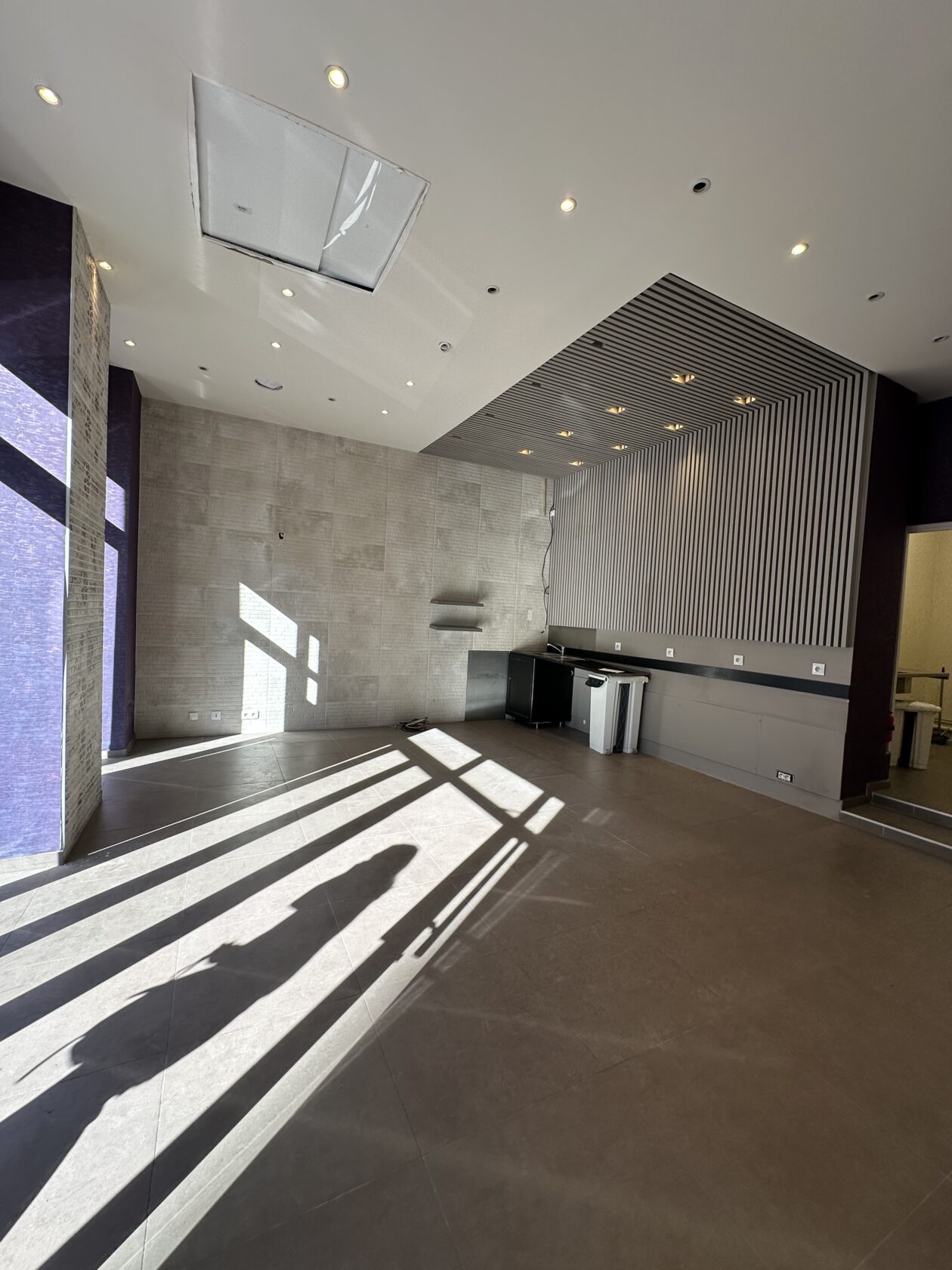 Location d’un local commercial rue Poussin à Paris 16ème (44 M2)